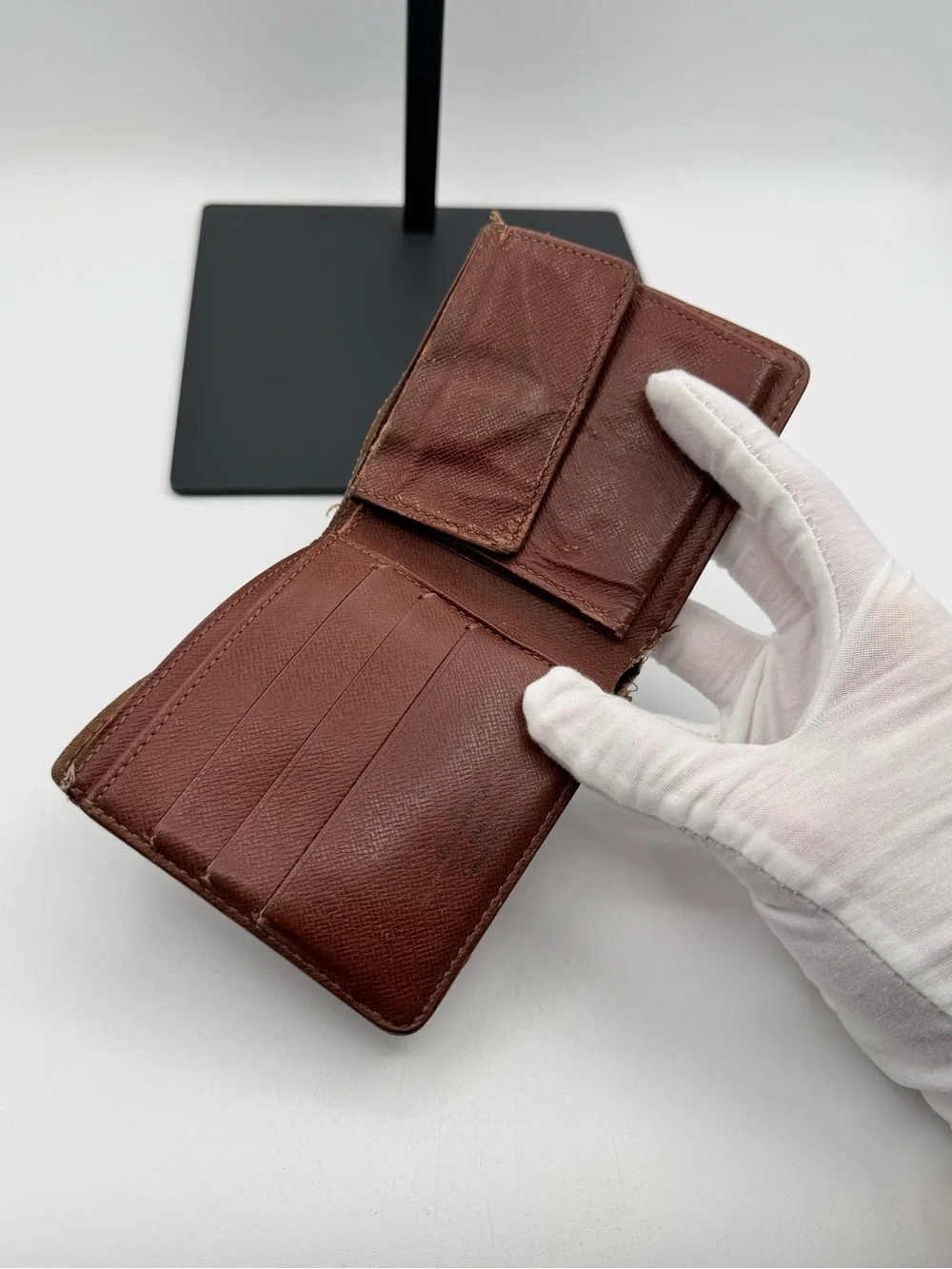Louis Vuitton Monogram Bi Fold Wallet